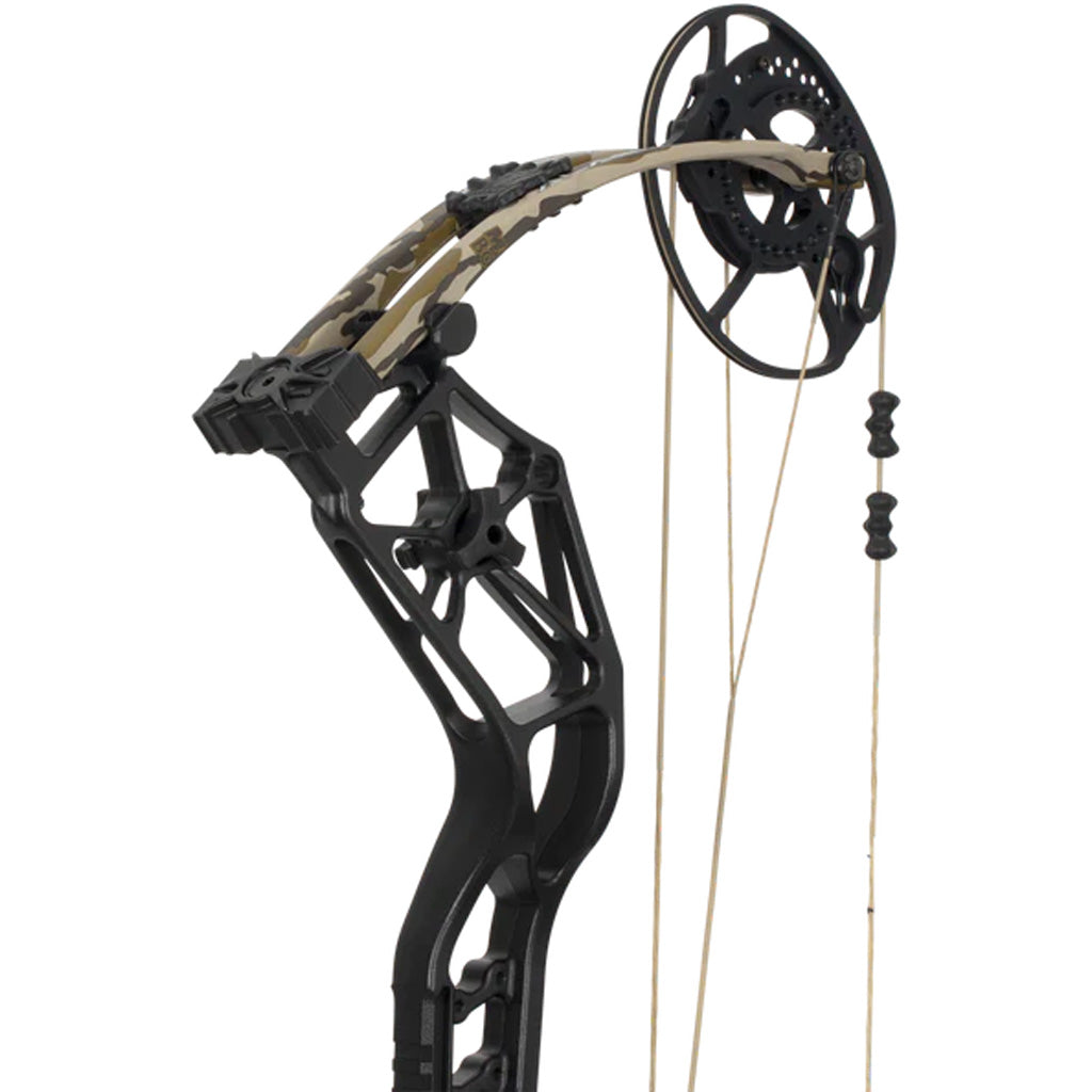 Bear Alaskan XT Bow Black/Bottomlands 70 lbs. RH